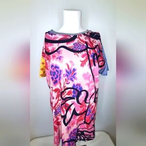 Moschino Couture -size 38/M- 100%Cotton Crew Neck  T-shirt